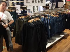 -优衣库(哈尔滨中央大街店)
