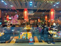 大堂-野山舂·贵州现舂酸汤火锅(鸿通城店)