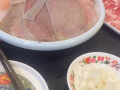 -沸炉重庆老火锅(军事博物馆店)