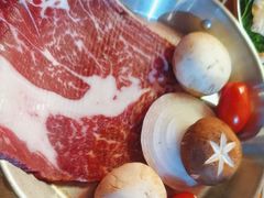 -叽叽扎扎烤肉场(生态城万达店)