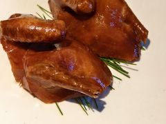 玻璃脆皮乳鸽-曾宴·楚菜(湖北省博物馆店)