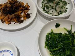 酒香豆苗-老吉士酒家(天平路店)
