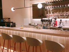 -théATRE 茶聚场(王府中環店)