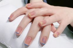 -雪奈传统美甲美睫