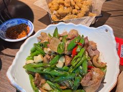 -肖四女乐山跷脚牛肉(南汇大学城生活广场店)