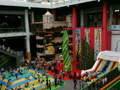 -蒙特利亲子乐园