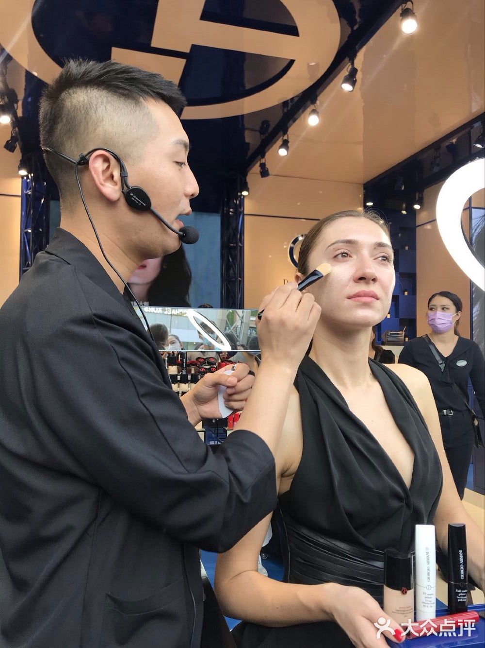 天环广场 Armani薅羊毛