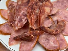 -东北四季饺子王(华山路店)