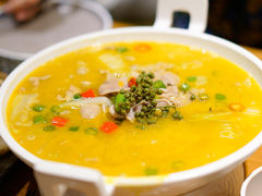 酸汤牛舌-宴小馆·小海鲜青岛菜(五四广场店)