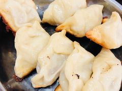 -黄阿姨锅贴大王(万航渡路店)