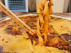 -邓莽子老火锅(中兴路总店)
