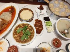 -梅利汴京烤鸭•开封豫菜地标店(东大街店)