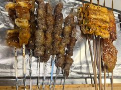 -烤满分·东北烧烤(首经贸店)