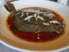 -侬佳蒸菜馆(听潮店)