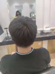 点击看大图 -YESIDO椰岛造型烫发染发