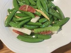 -山楂树融合菜餐厅