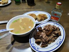 豆泡汤-老爆肚满五香烧牛羊肉