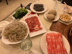 -八先生涮肉房(三里河店)