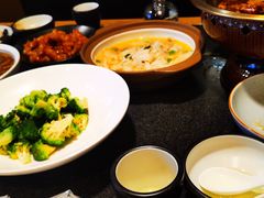 -鲁菜根·泰安菜(万达店)