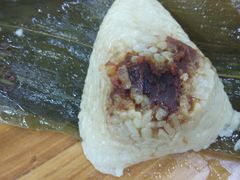 外边买的粽子-麦岛和润农贸市场