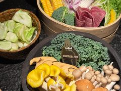 -三出山火锅(万象天地店)