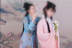 -盘子女人坊古装写真摄影(厦门总店)