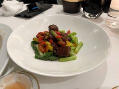 虾皇酱爆炒M9和牛-宝丽轩中餐厅BAOLIXUAN