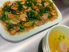 潮界湿炒牛河-潮界(虹桥新天地店)