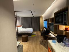 -广州花都融创文旅城希尔顿惠庭酒店