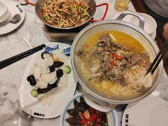 -小菜园新徽菜(宜兴八佰伴店)