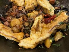 -万里闯关东铁锅炖菜馆(高新旗舰店)