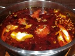 牛油红锅-独食火锅·半米屋台(直营总店)