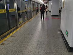 -汉中路(地铁站)