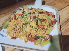 -网红丛林音乐烤吧