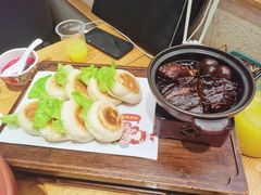 -龚兴城鱼羊吉·家传湖北菜(苗栗路总店)