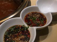 -余欢领鲜火锅(新街口店)