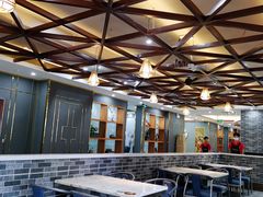 大堂-凤凰路何眼镜香辣蟹(花果园店)