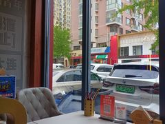 -红沃鳗鱼黑牛烤肉店(不老街店)