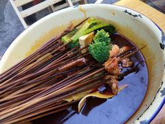 -拈签一笑黄牛肉辣卤串串