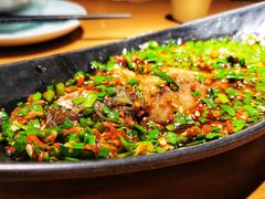 米椒韭香鲫鱼-卞氏菜根香·川菜(青羊万达店)