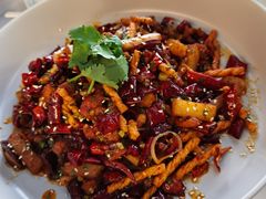 -渔语鱼新川菜Bistro(万象天地店)