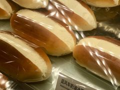 蓝风车奶油冰面包-欧诺爱烘焙(高新万达店)