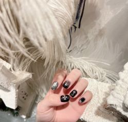 -雪儿·YuKi美甲美睫皮肤管理Salon