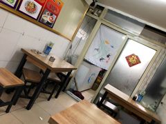 大堂-门框胡同百年卤煮(前门煤市街店)