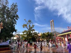 -七彩云南欢乐世界