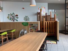 用餐区-德克士(中盛国贸店)