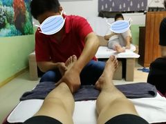 -泰国鱼疗足疗馆