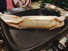 -川渝窈妹纸包鱼·齐齐哈尔烤肉