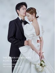 -芭莎视觉婚纱摄影(花溪店)