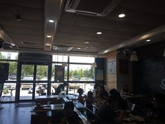大堂-魏家凉皮(次渠店)